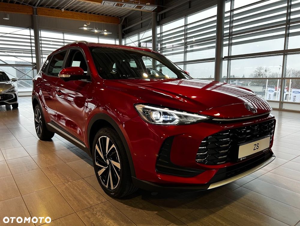 MG ZS Hybrid+ - 11