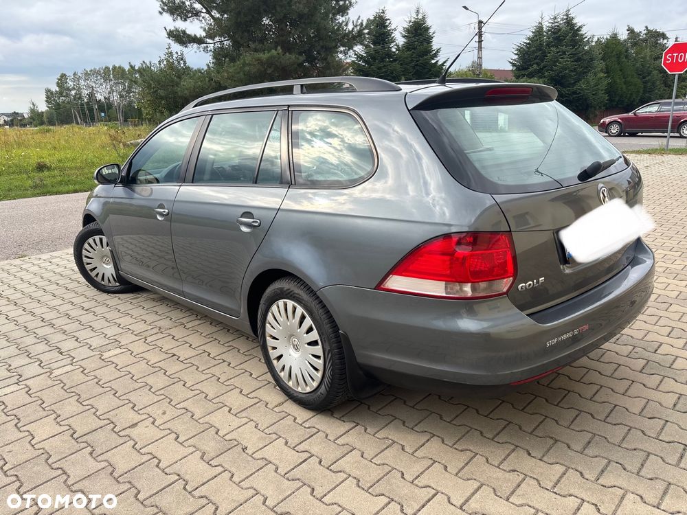 Volkswagen Golf - 10