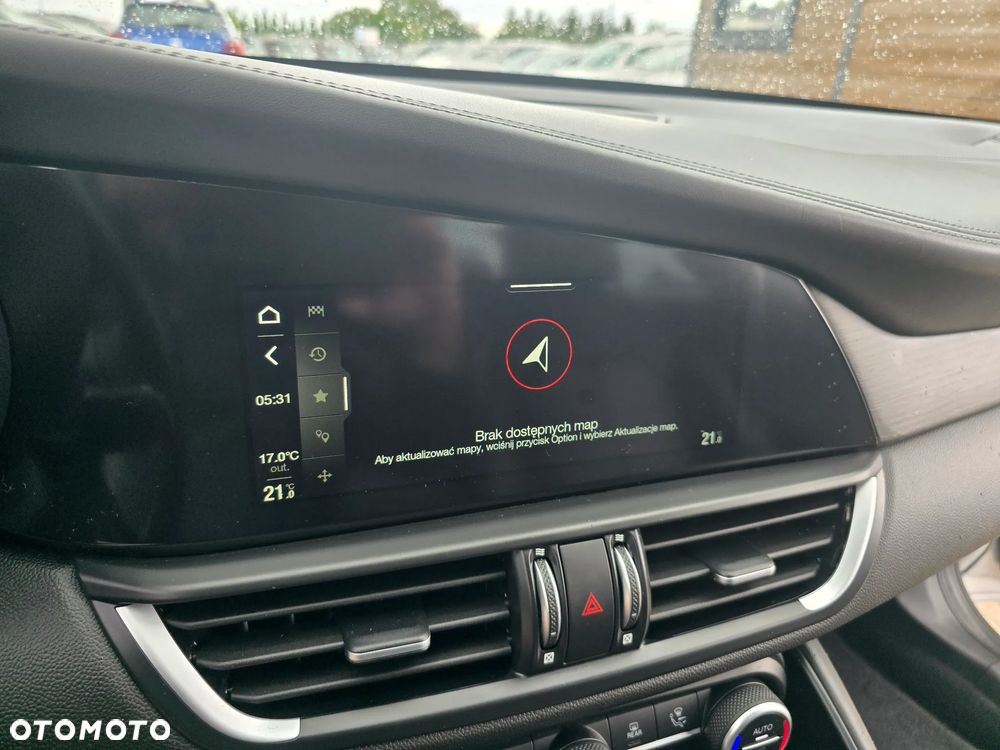 Alfa Romeo Giulia - 31