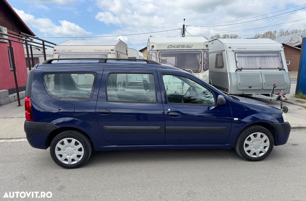 Dacia Logan Van - 1