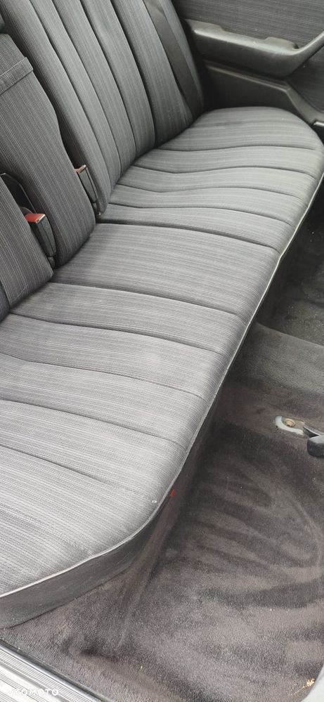 Mercedes-Benz W124 (1984-1993) - 14