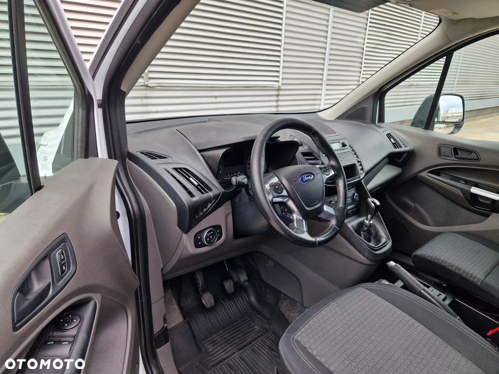 Ford TRANSIT CONNECT - 26
