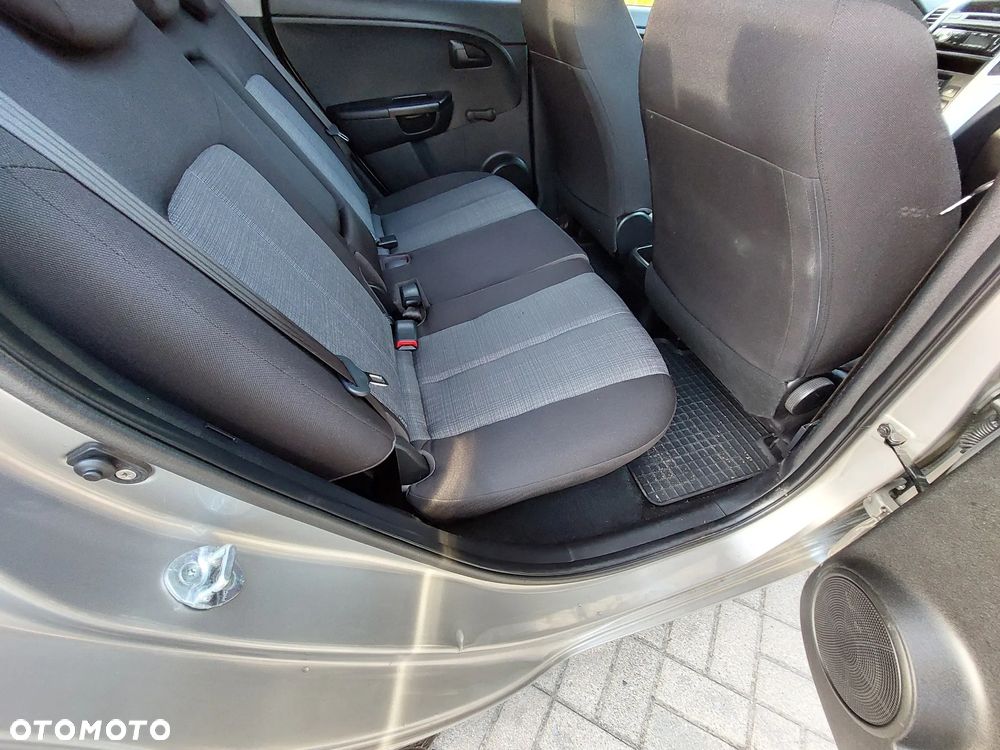 Kia Venga 1.4 M - 8