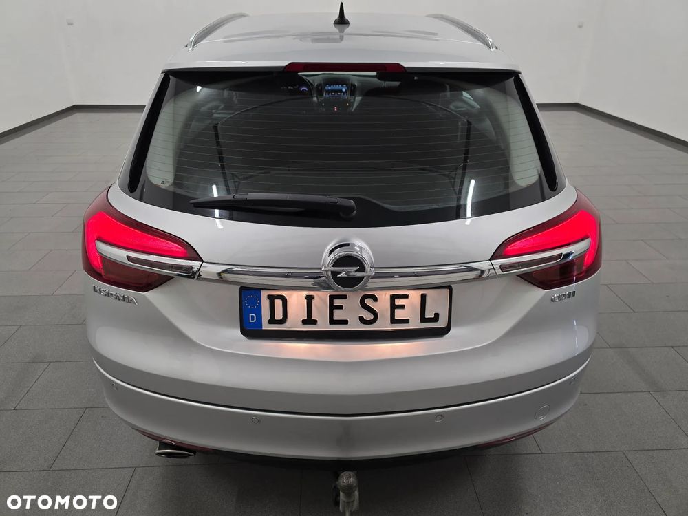 Opel Insignia Sports Tourer 2.0 Diesel Exclusive - 35