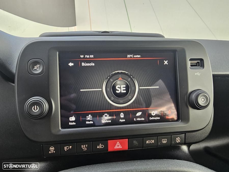 Fiat Panda 1.0 Hybrid City Cross - 28