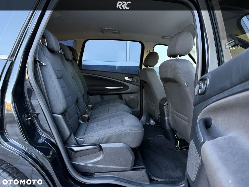 Ford S-Max 2.0 TDCi DPF Titanium - 24