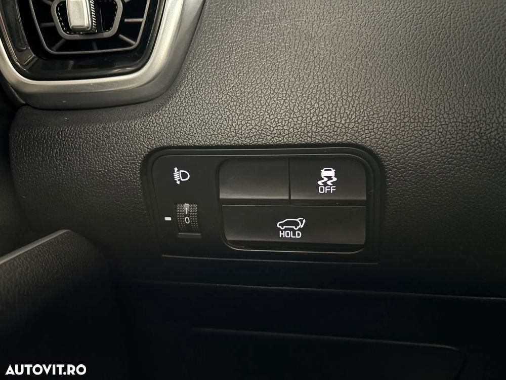 Kia Sorento 1.6 T-GDI HEV 6AT 4x4 7P Design+ - 25