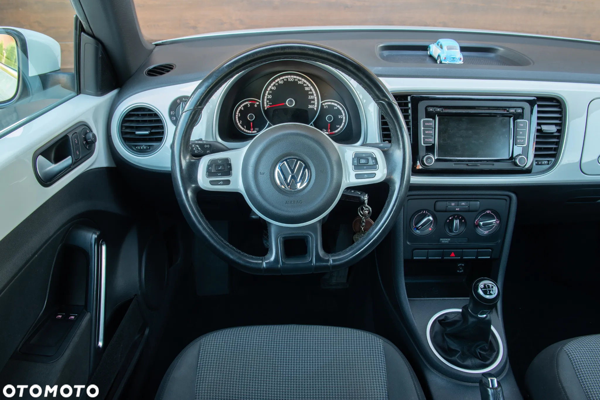 Volkswagen Beetle 1.6 TDI Design - 9