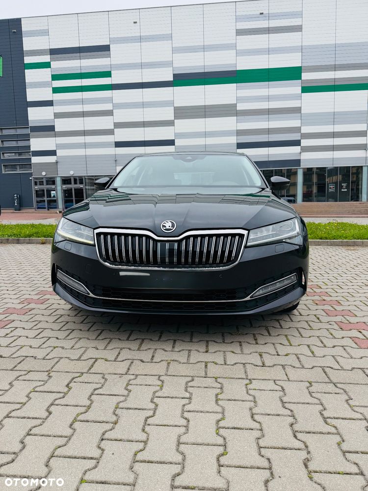 Skoda Superb 2.0 TDI SCR 4x4 Style DSG - 3