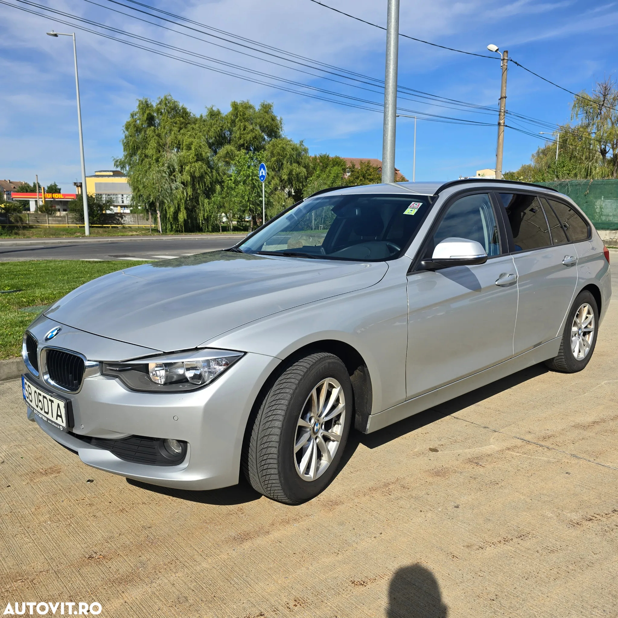 BMW Seria 3 318d xDrive Touring Modern Line - 2