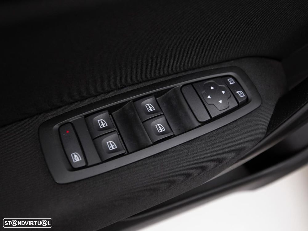 Renault Mégane 1.5 Blue dCi Zen - 12