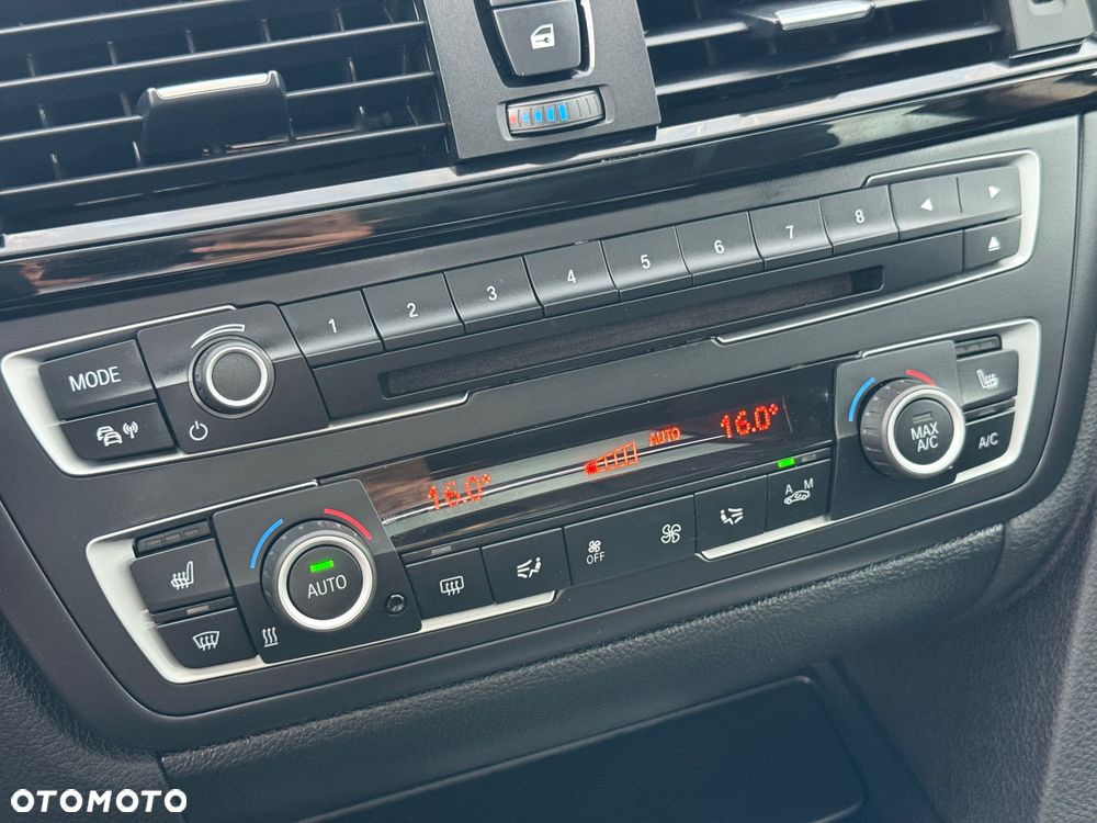 BMW 3GT 328i xDrive Sport-Aut Sport Line - 31
