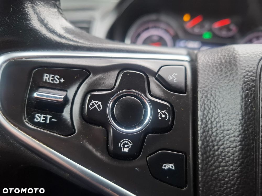 Opel Insignia 2.0 CDTI automatik Innovation - 13