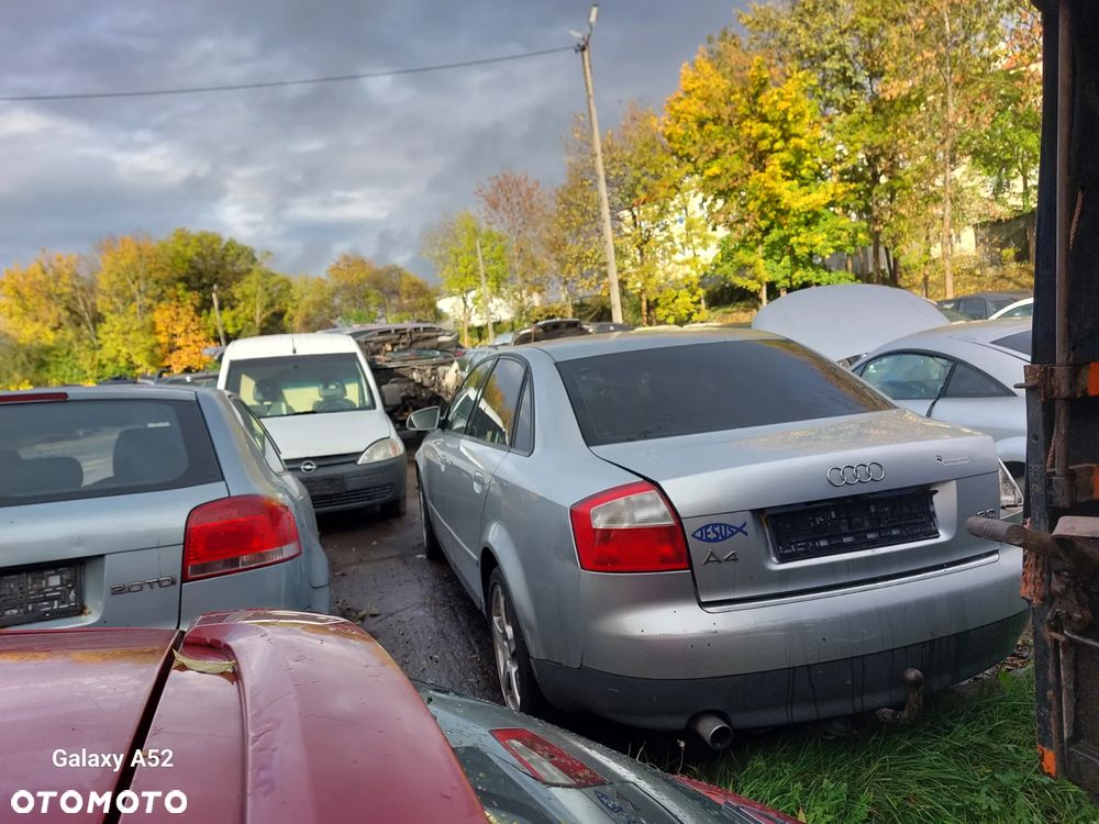 Maska AUDI A4B6 2,0B 00R. drzwi,zderzaki,lampy,klapa.... - 3