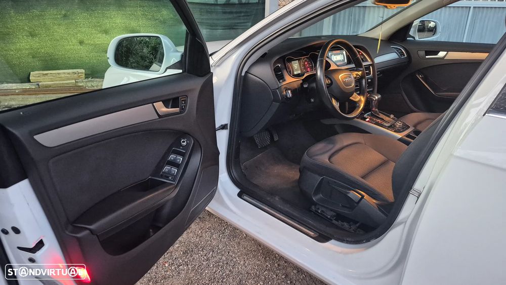 Audi A4 Avant 2.0 TDI DPF multitronic S line Sport Pack - 15