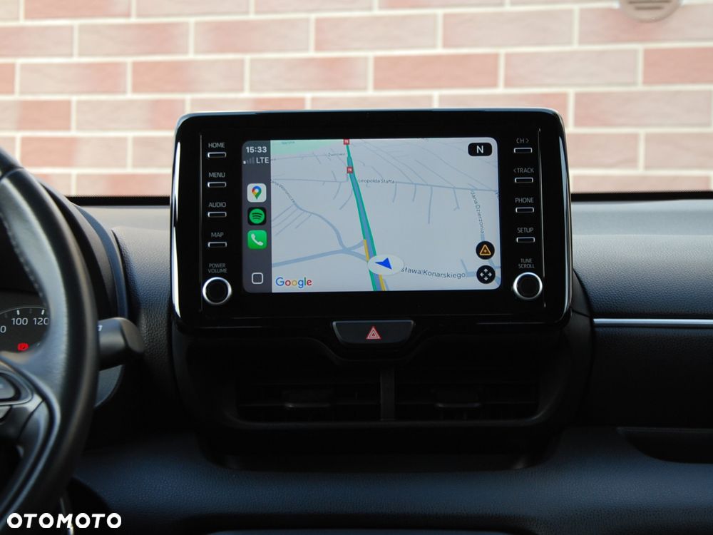 Toyota Yaris 1.5 Comfort - 27