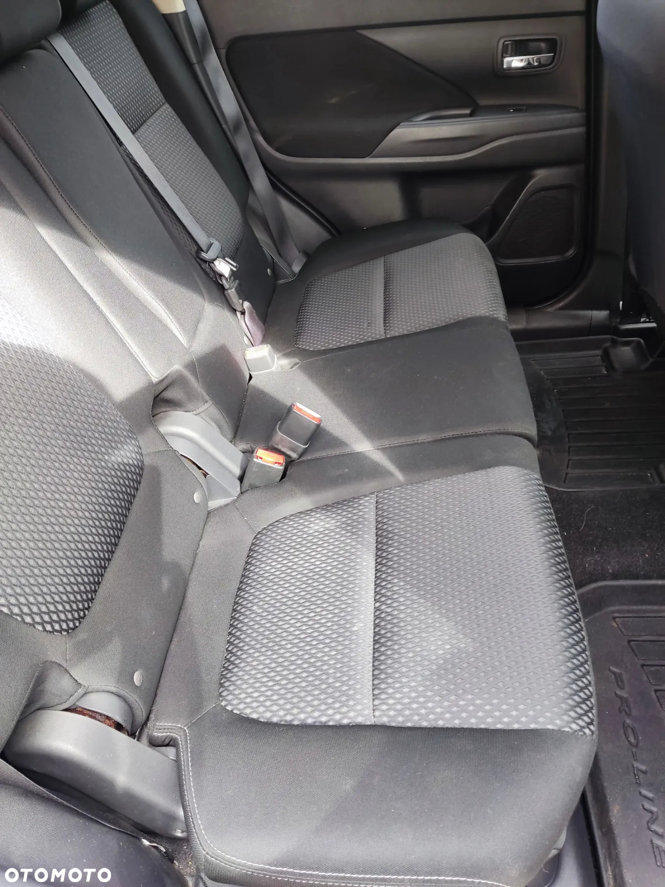 Mitsubishi Outlander 2.0 Intense 4WD CVT - 25