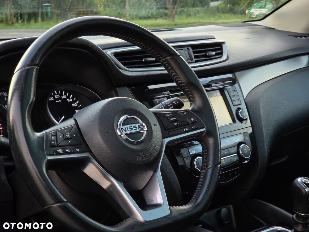 Nissan Qashqai 1.2 DIG-T N-Connecta - 22