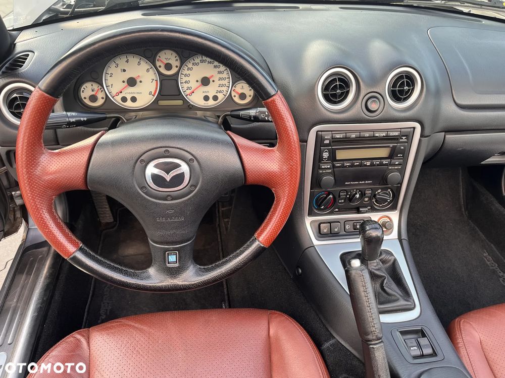 Mazda MX-5 1.6 16V - 10