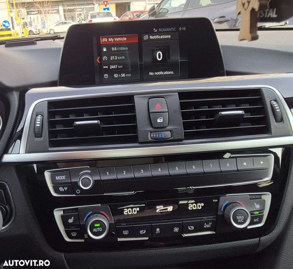 BMW Seria 3 320i Aut. Advantage - 11