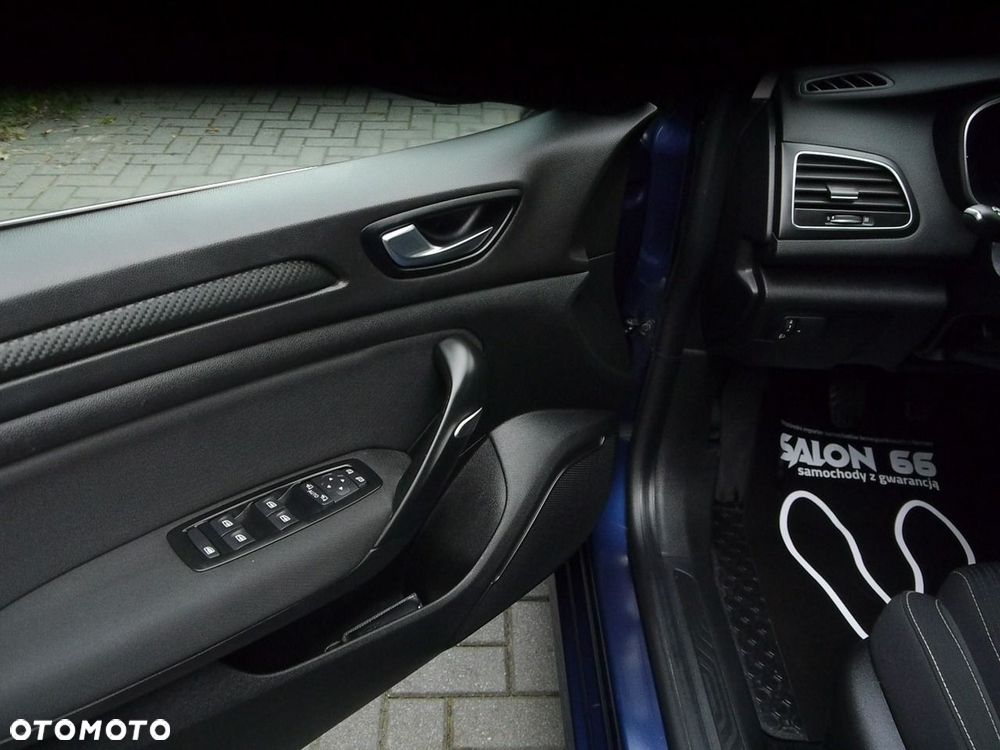 Renault Megane ENERGY TCe 130 EXPERIENCE - 38