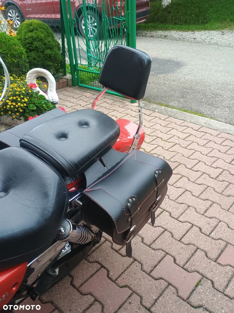 Suzuki Marauder - 11
