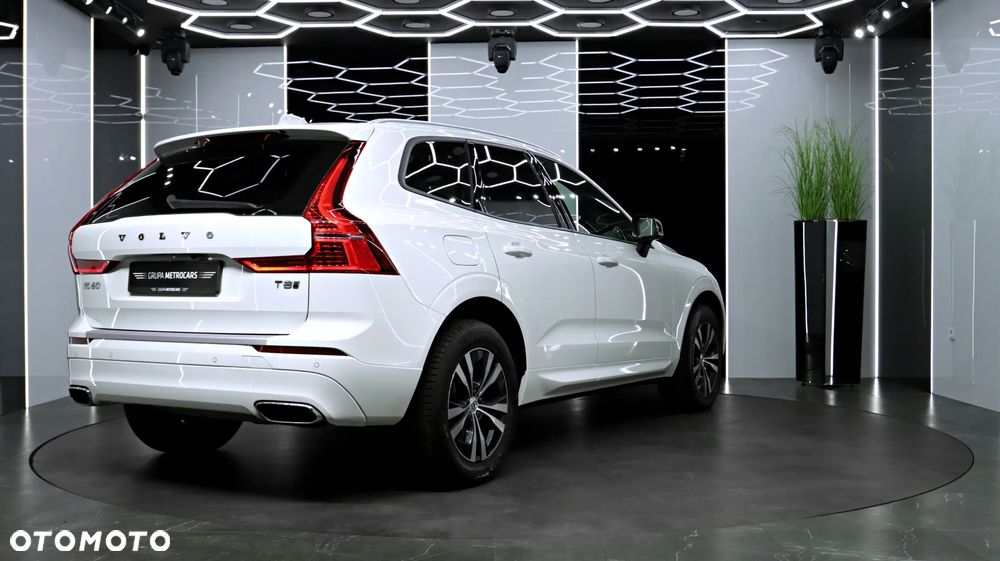 Volvo XC 60 T8 Twin Engine AWD Geartronic Momentum - 10