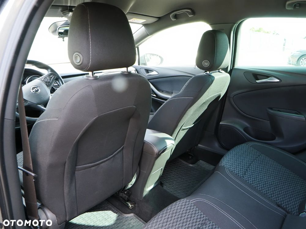 Opel Astra 1.6 T Dynamic S&S - 5