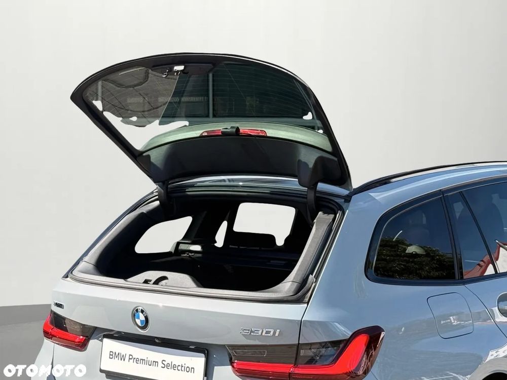 BMW Seria 3 330i xDrive M Sport sport - 25