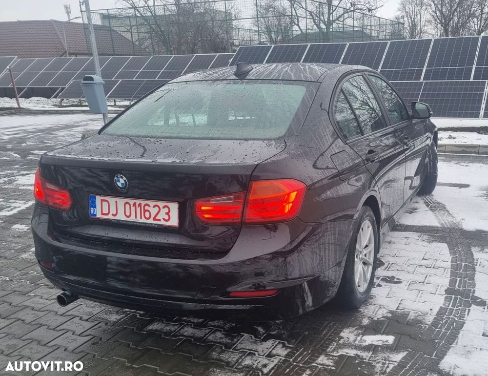 BMW Seria 3 318d DPF Edition Exclusive - 3