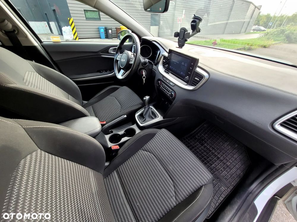 Kia XCeed 1.5 T-GDI M - 9
