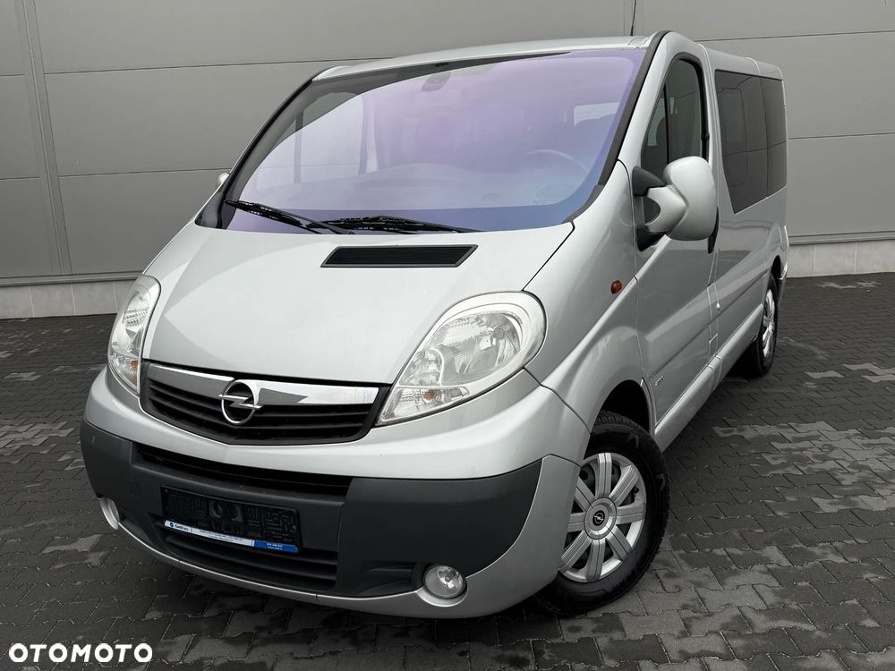 Opel Vivaro 2014 photo 2