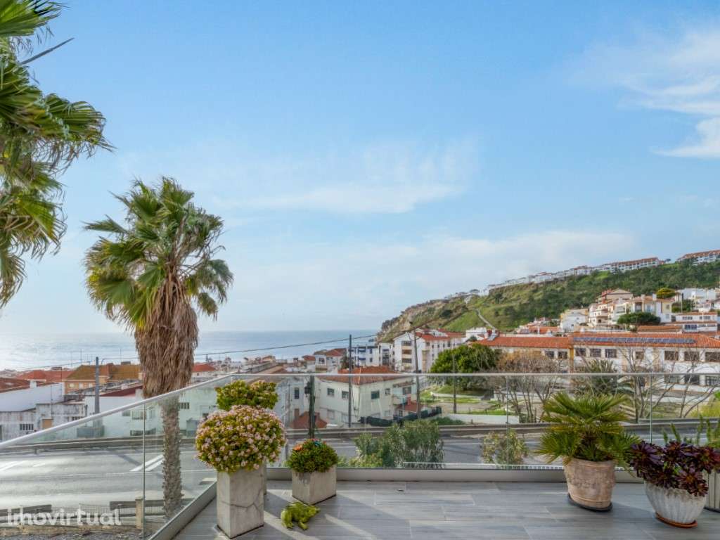 Apartamento T4 com Vista Mar, Terraço e Garagem na Nazaré - Grande imagem: 2/32
