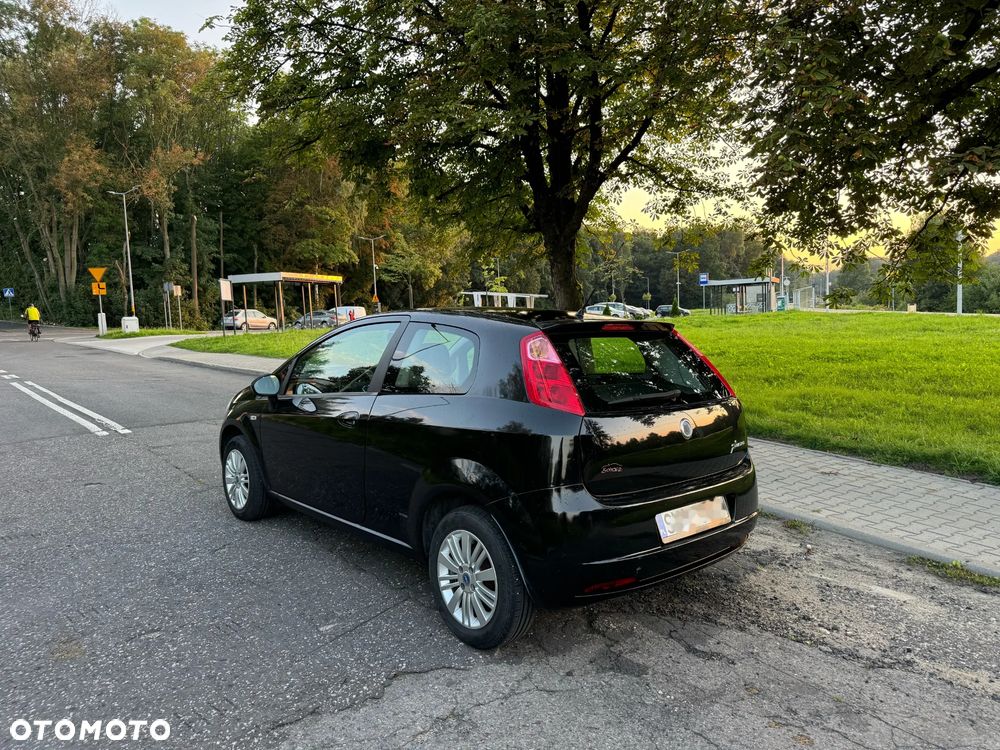 Fiat Grande Punto 1.4 8V - 7