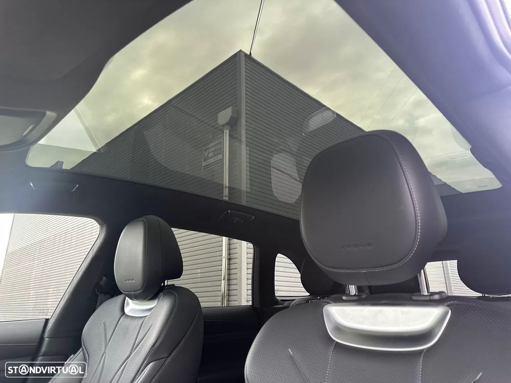 Xpeng G9 98 kWh AWD Performance + Pack Premium - 28