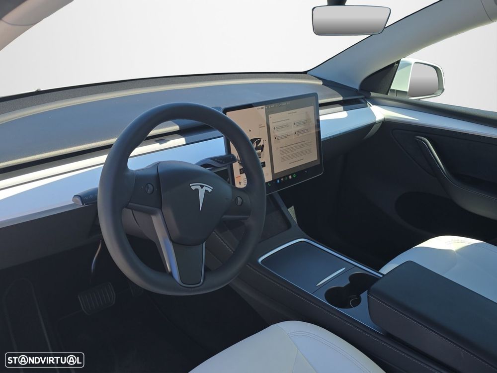 Tesla Model Y Premium Long Range Dual Motor AWD - 10