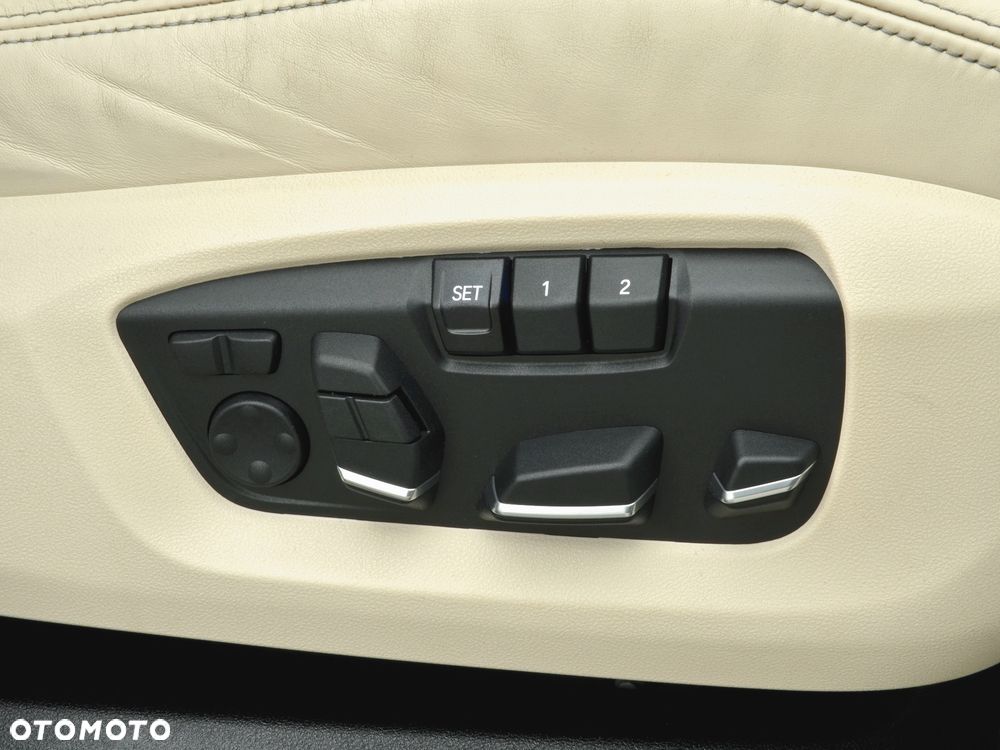 BMW X5 xDrive30d - 24