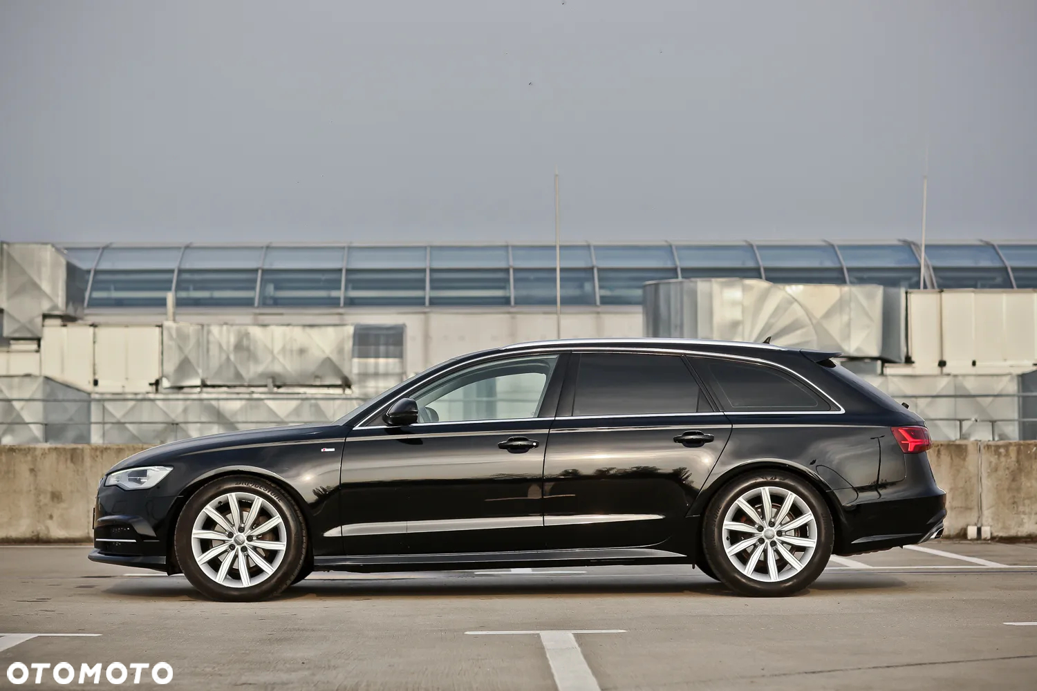 Audi A6 Avant 2.0 TDI quattro S tronic - 10
