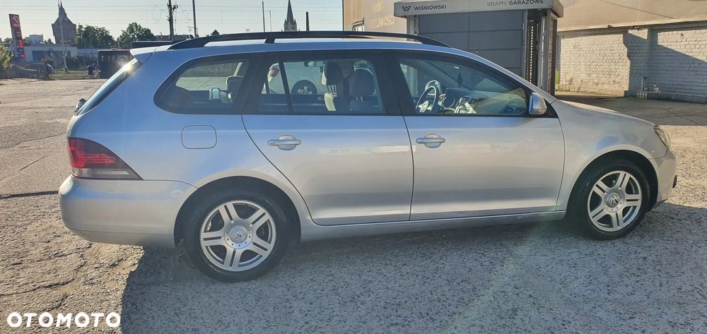 Volkswagen Golf 1.6 TDI BlueMot Trendline DSG - 17