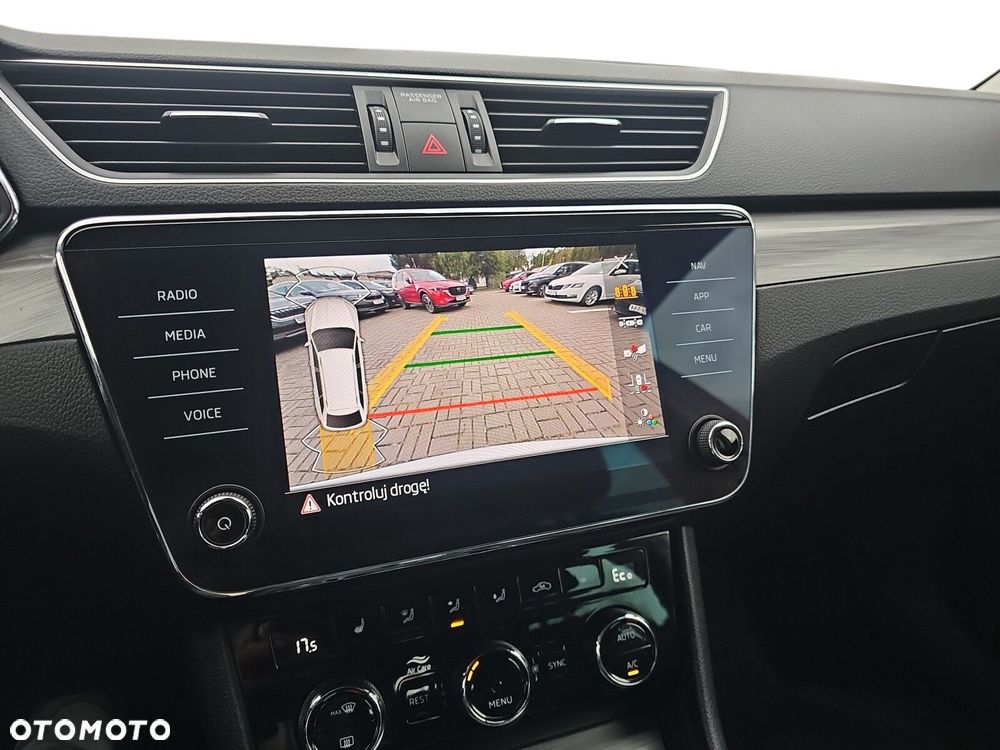 Skoda Superb 1.4 TSI Plug-In Hybrid Style DSG - 26