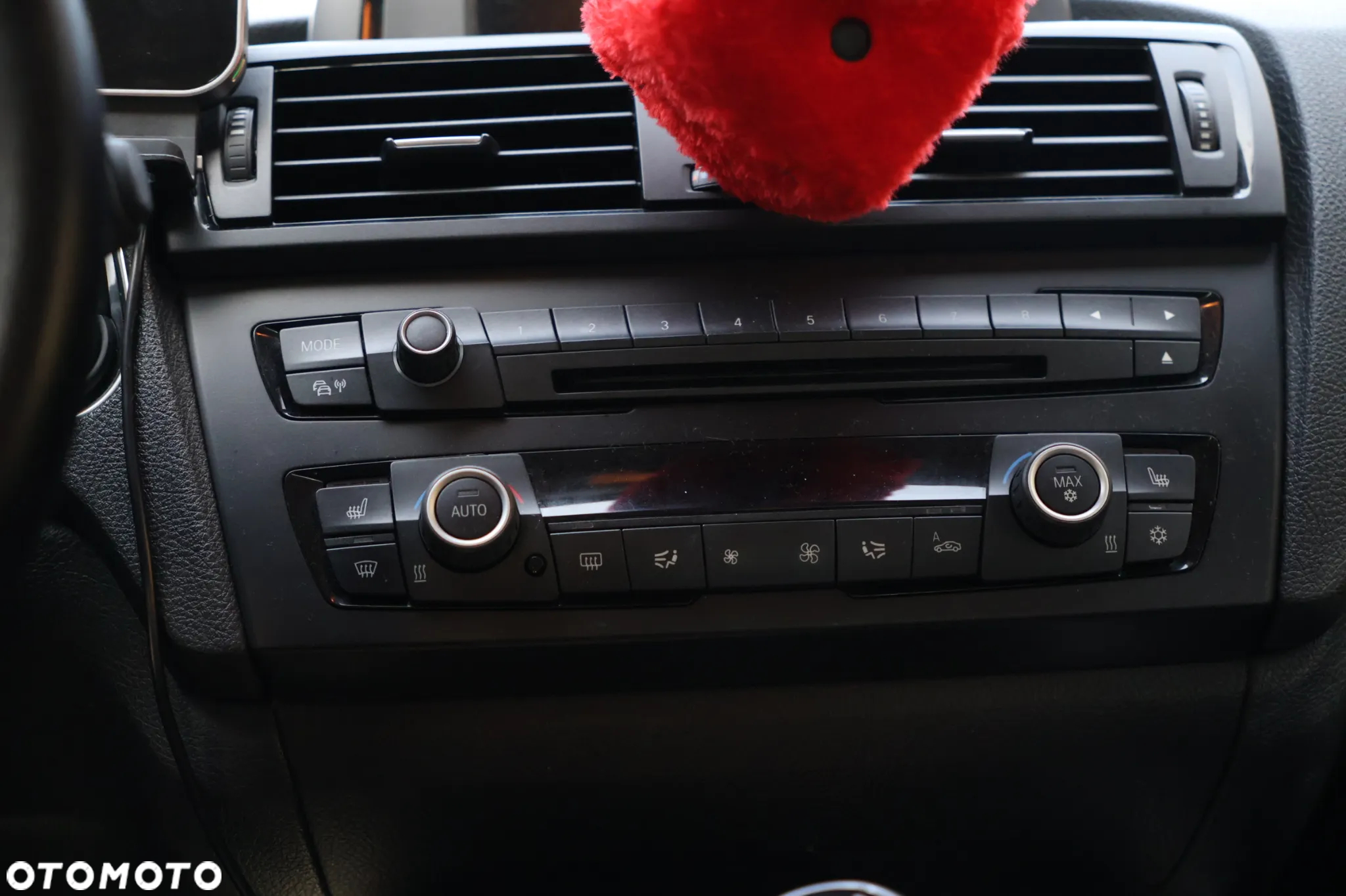 BMW Seria 1 116i - 11