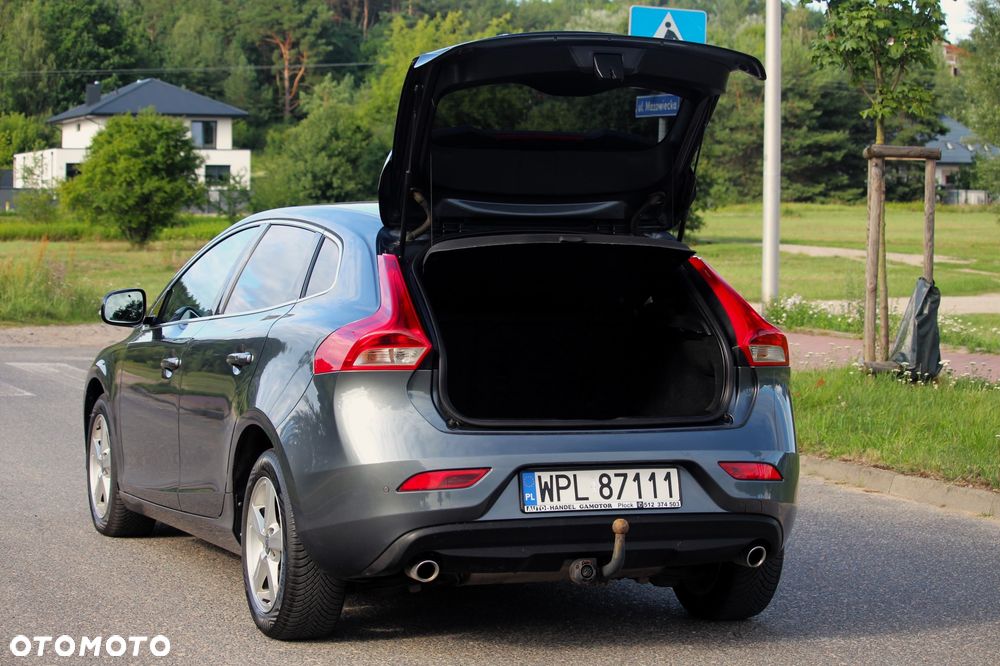 Volvo V40 D3 Summum - 12