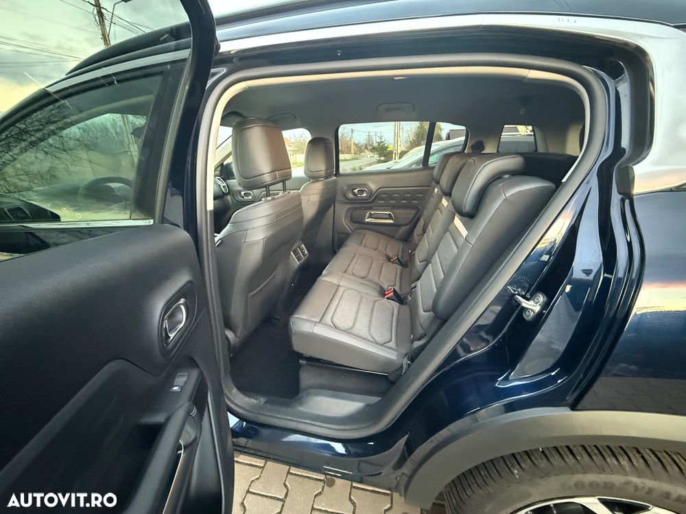 Citroën C5 Aircross 1.2 MHEV 136 eDCT6 MAX - 11