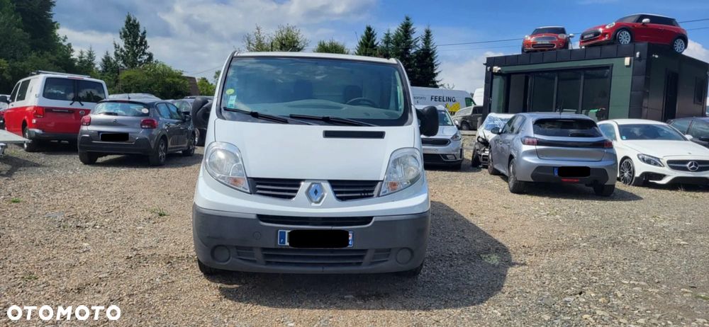 Renault TRAFIC   2014 rok  2.0 dci 115kM - 3