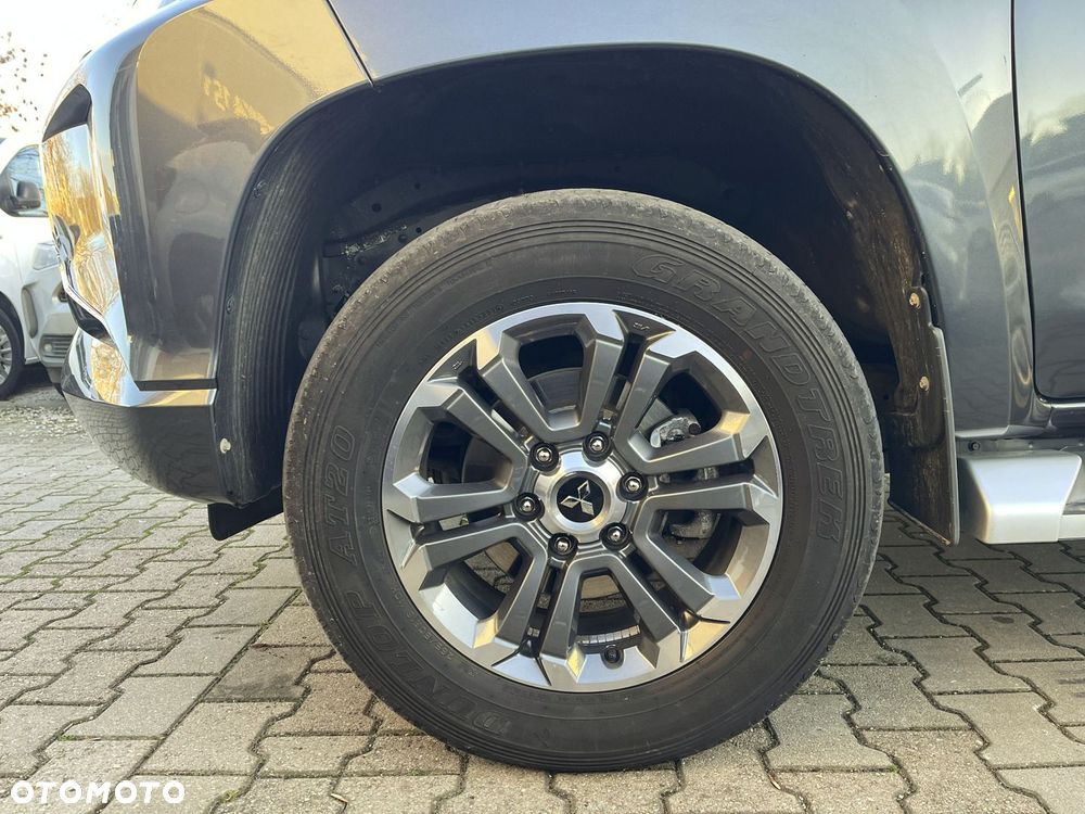 Mitsubishi L200 2.2 d DC Instyle Plus - 20