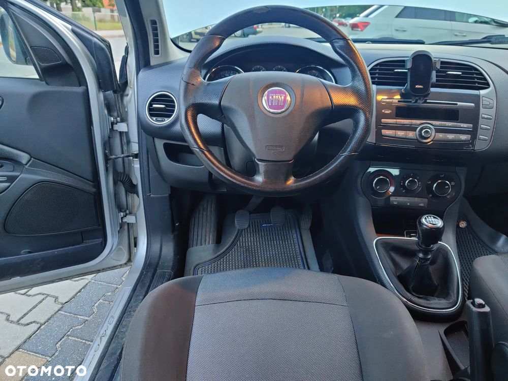 Fiat Bravo 1.4 16V Dynamic - 13