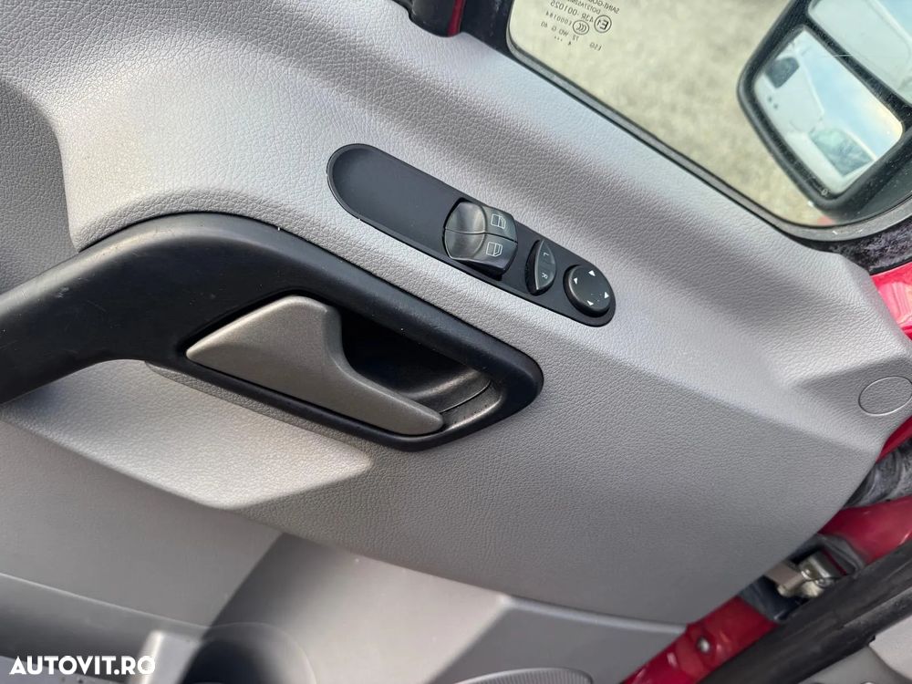 Mercedes-Benz SPRINTER - 9