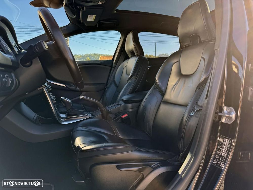 Volvo V40 Cross Country 2.0 D4 VOR Geartronic - 17