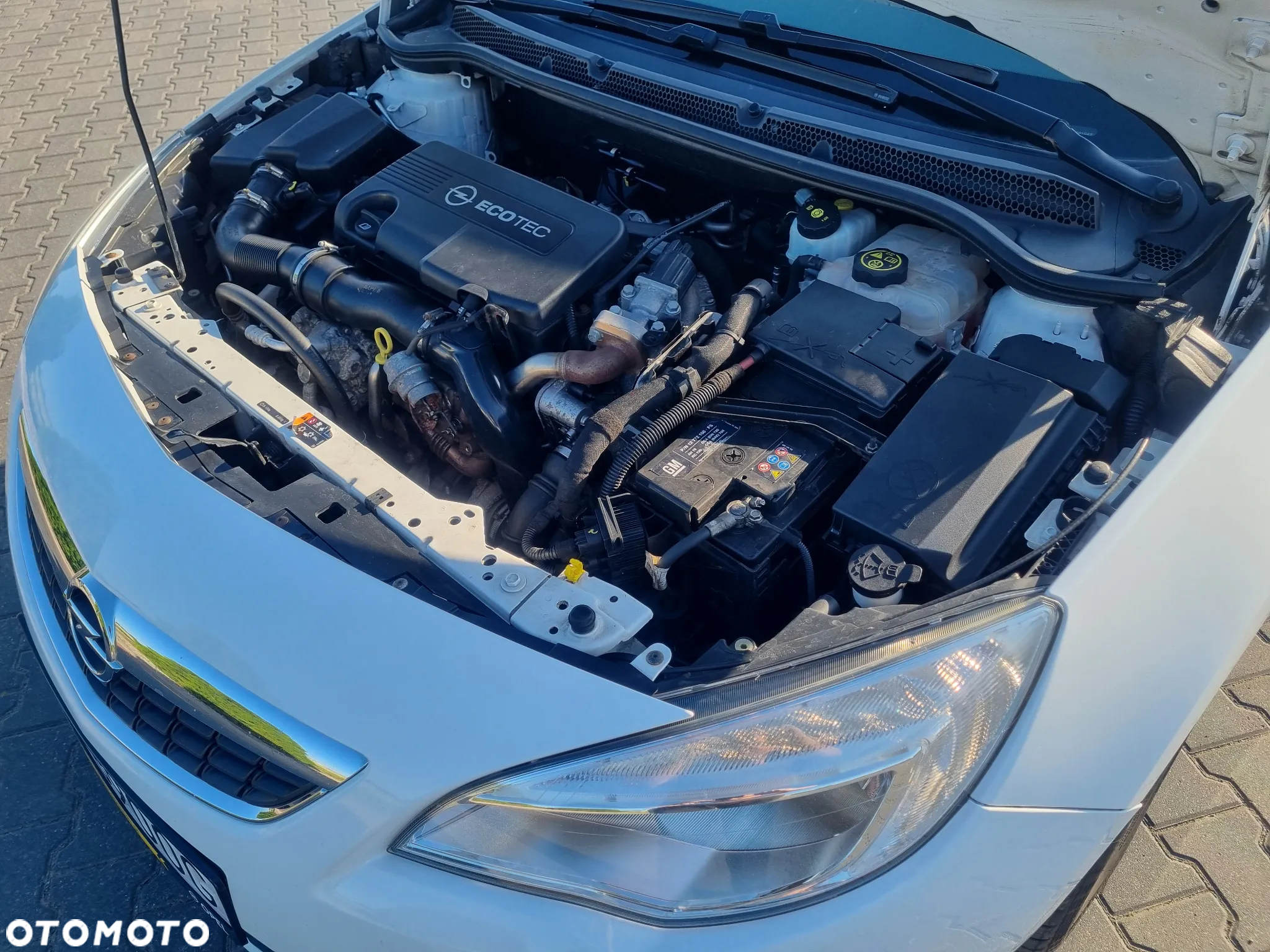 Opel Astra 1.7 CDTI DPF Sports Tourer Exklusiv - 32