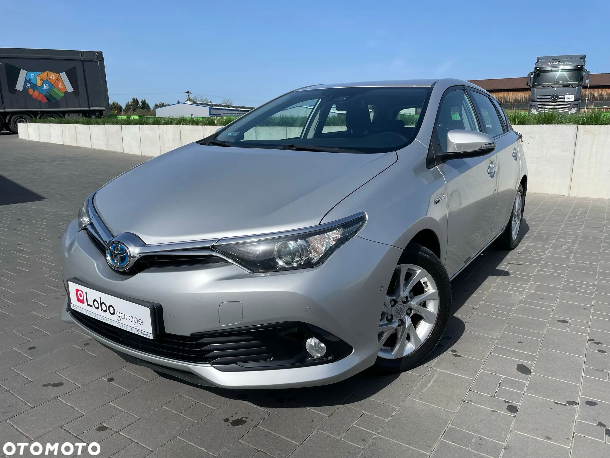 Toyota Auris Hybrid 135 Premium - 1